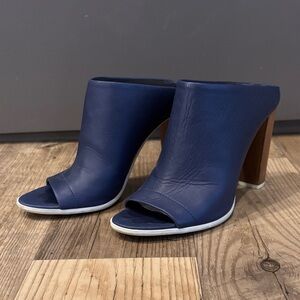 Vince Navy Blue Leather Mules